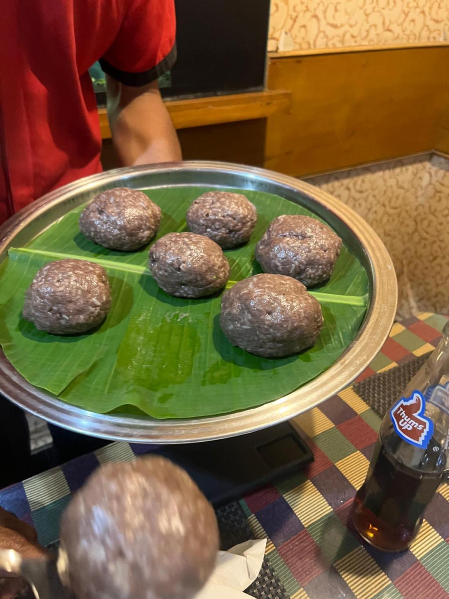 Varada Nagavali Hotel Srikakulam Extérieur photo